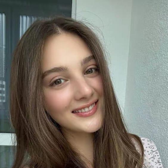 Elenajhones